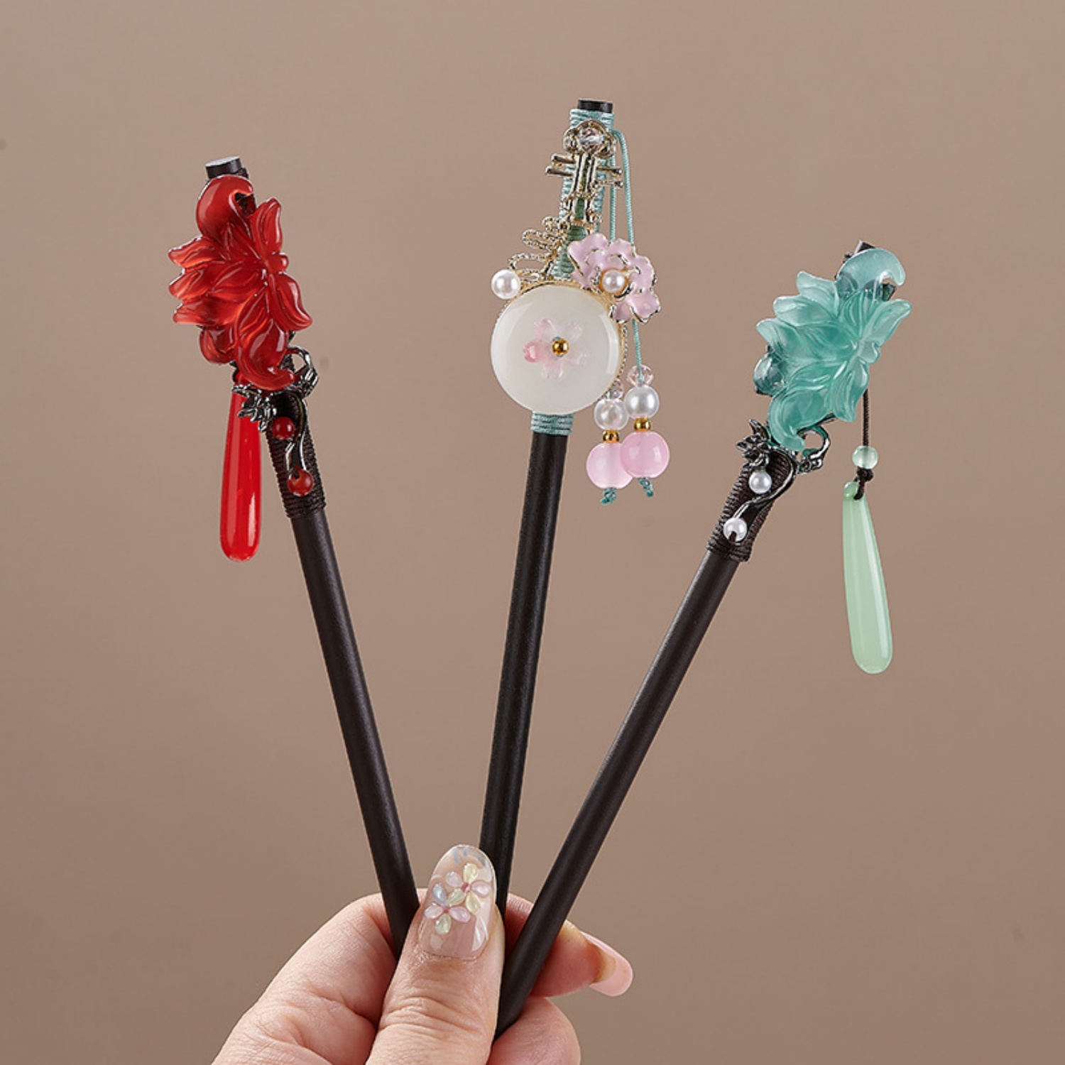 ヴィンテージフラワーヘアピン女性のためのエレガントな木製花ヘ - Vintage Collector のレビューと価格